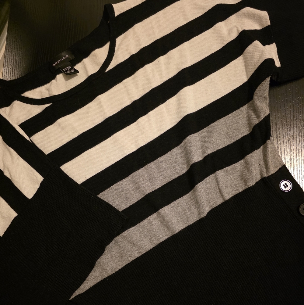Spense Black and White Striped Sweater
